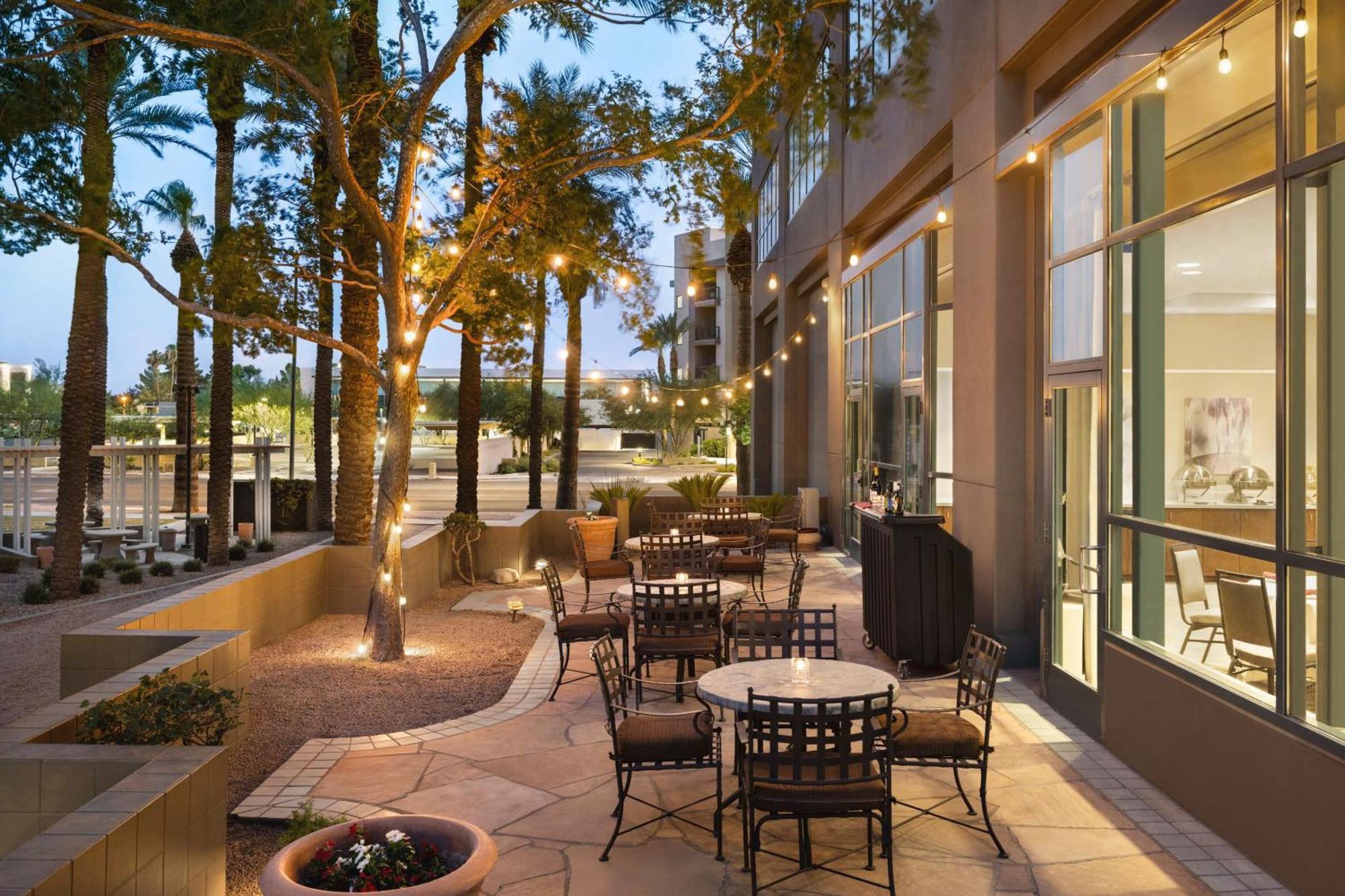Embassy Suites By Hilton Phoenix Downtown North Εξωτερικό φωτογραφία